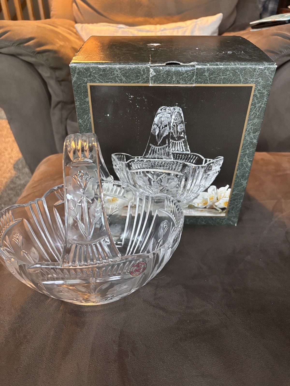 Crystal Clear Industries Crystal Darlington Basket 8.25×8 Inches With Box
