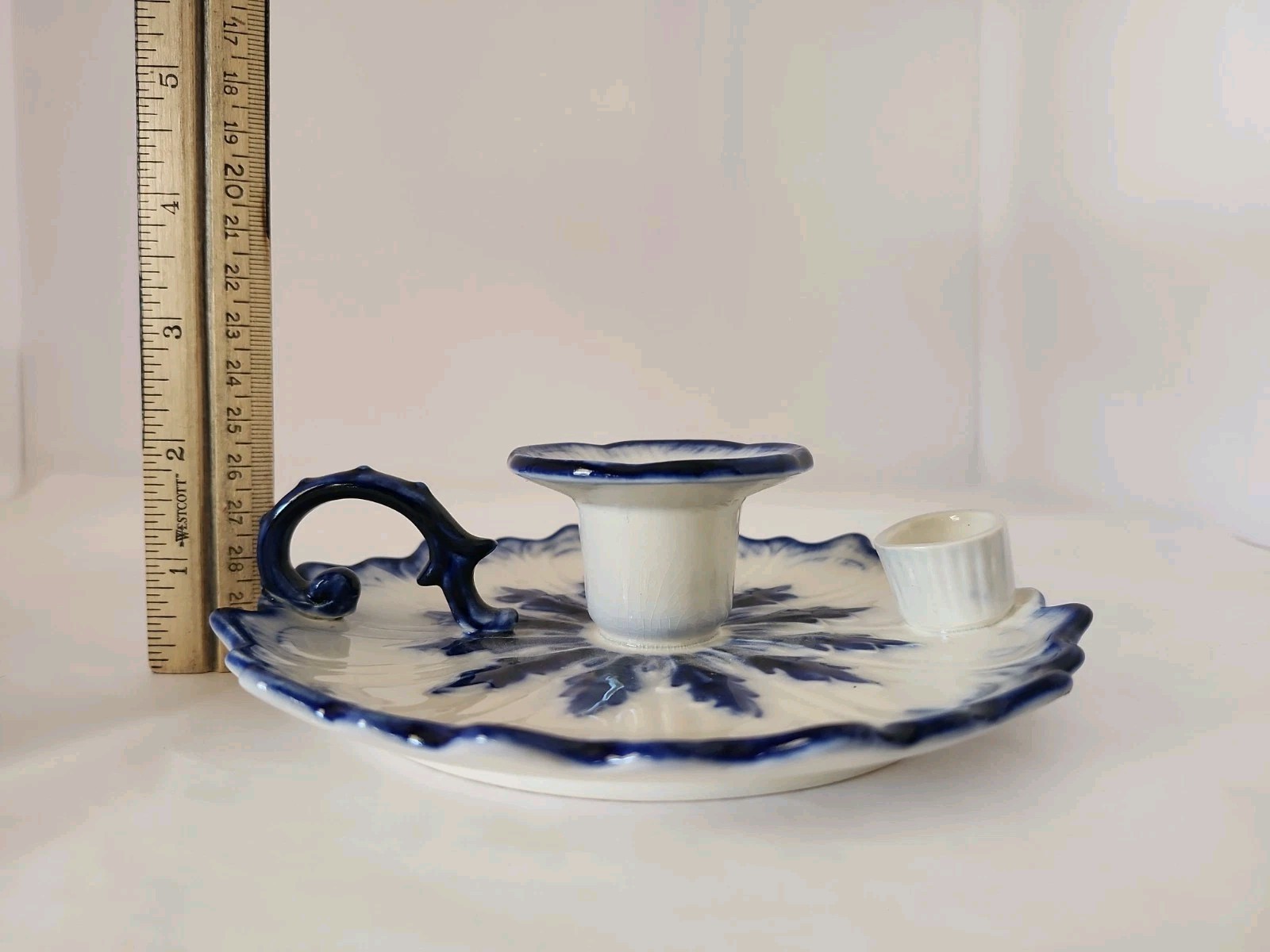 Staffordshire Blakeney Blue & White Victoria Chamber Candle Holder W/ Snuffer