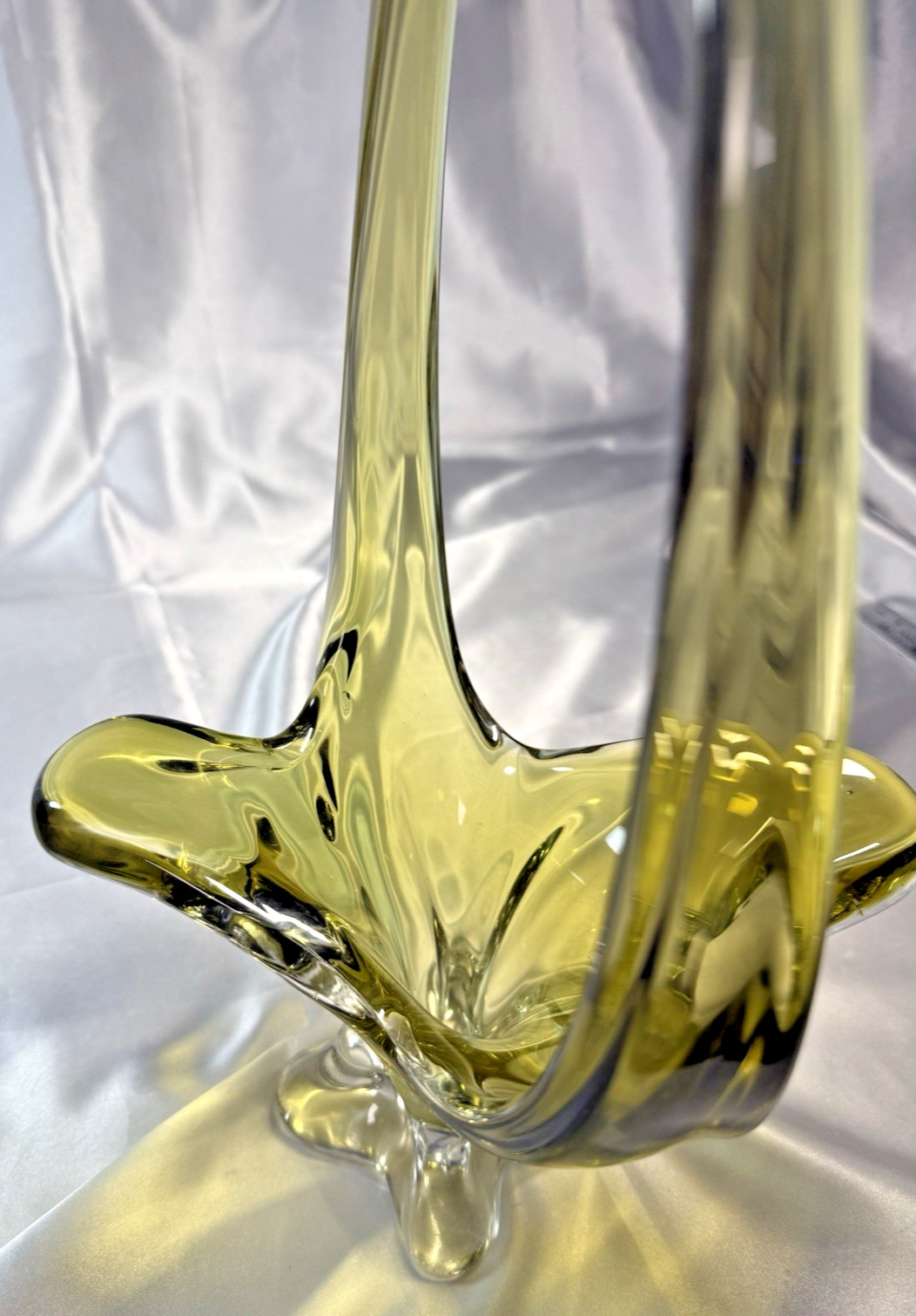 Chalet of Canada Art Glass Green Lorraine Olive Basket Mid Century Modern Vase