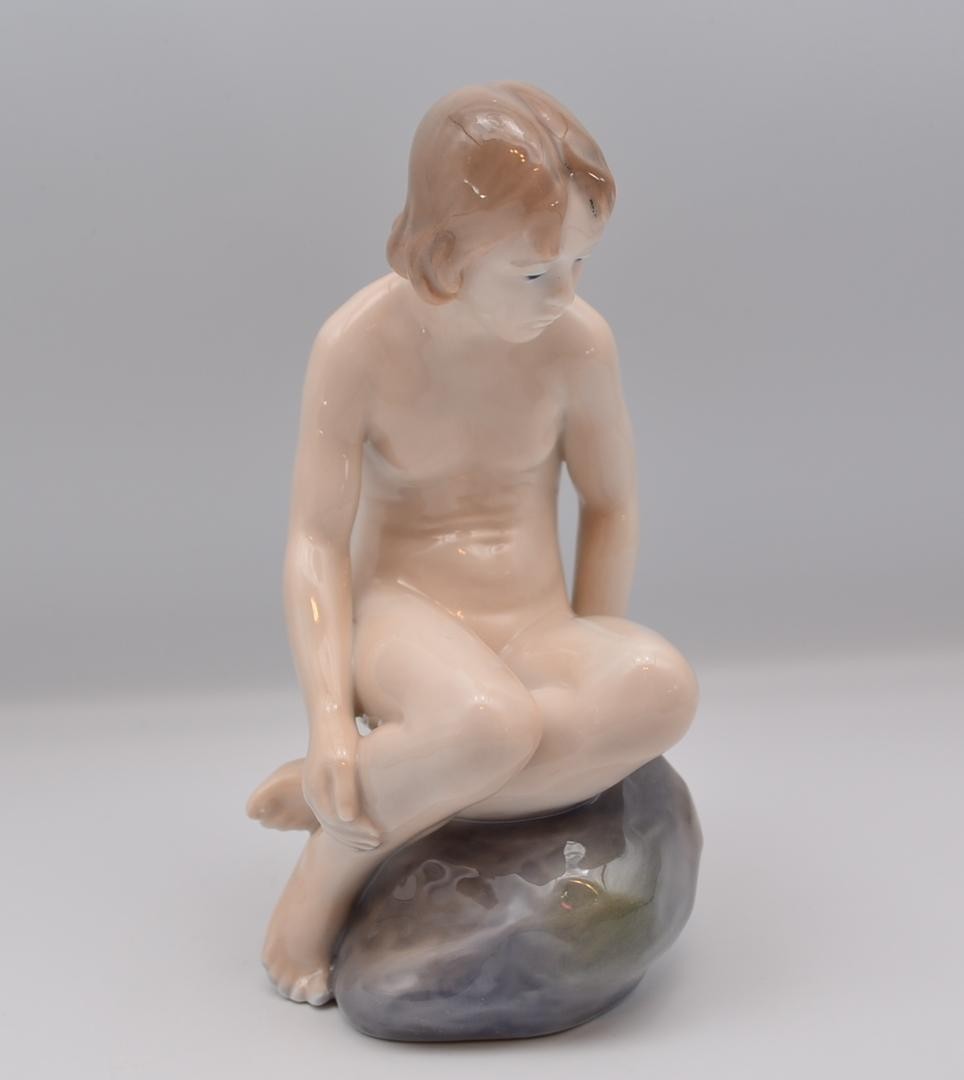 Royal Copenhagen Nude Girl On Rock Elegant Graceful Formal Luxury Denmark Japan