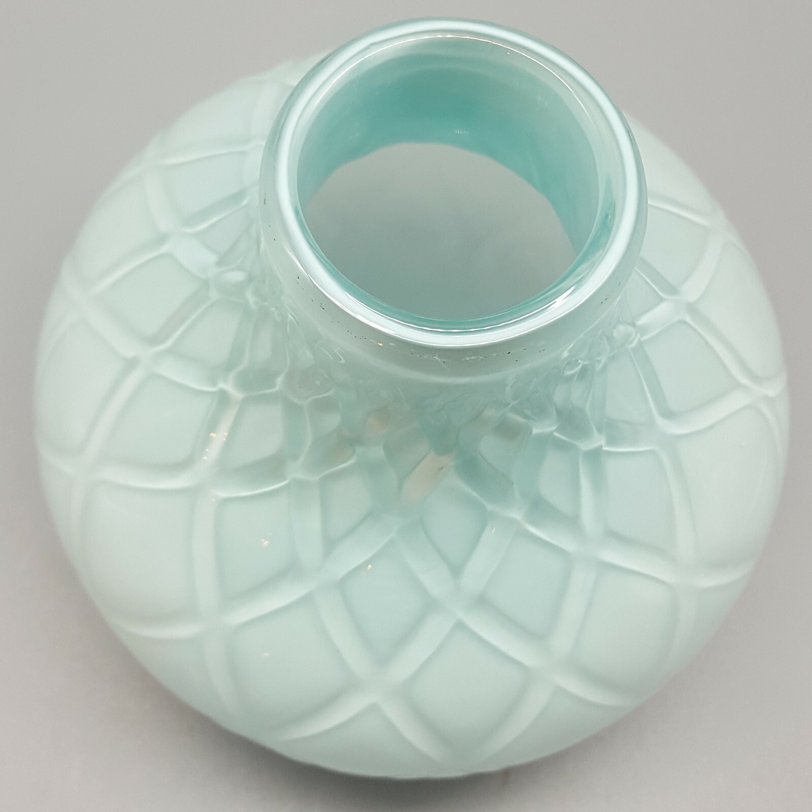 Diamond-Quilted Cased Glass Vase Robins Egg Baby Blue, 5.5″ Tall, ~5″ Wide Onion