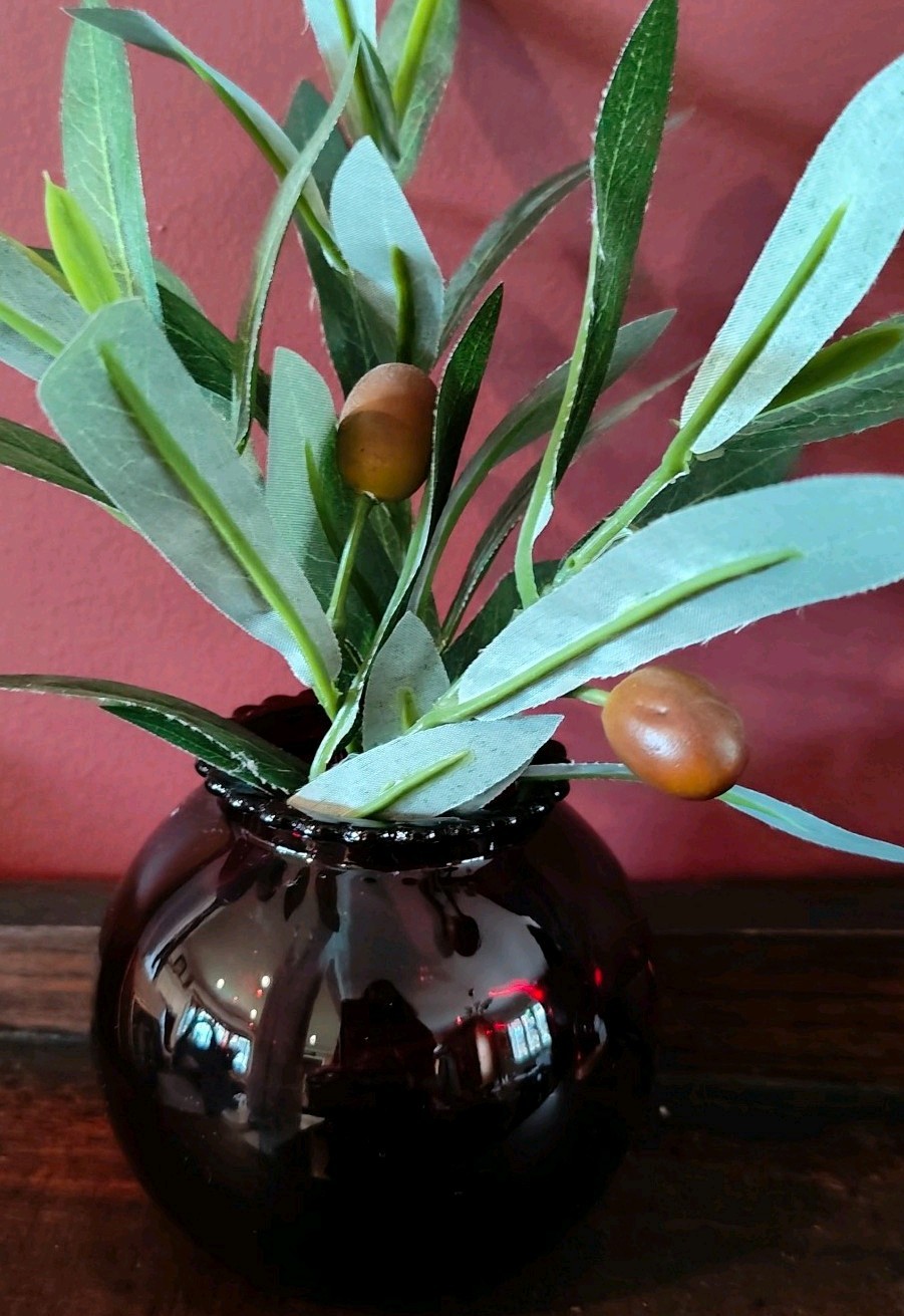 Vintage Anchor Hocking Ball Vase Dark Ruby Red Glass Ivy Scalloped Edge Sphere