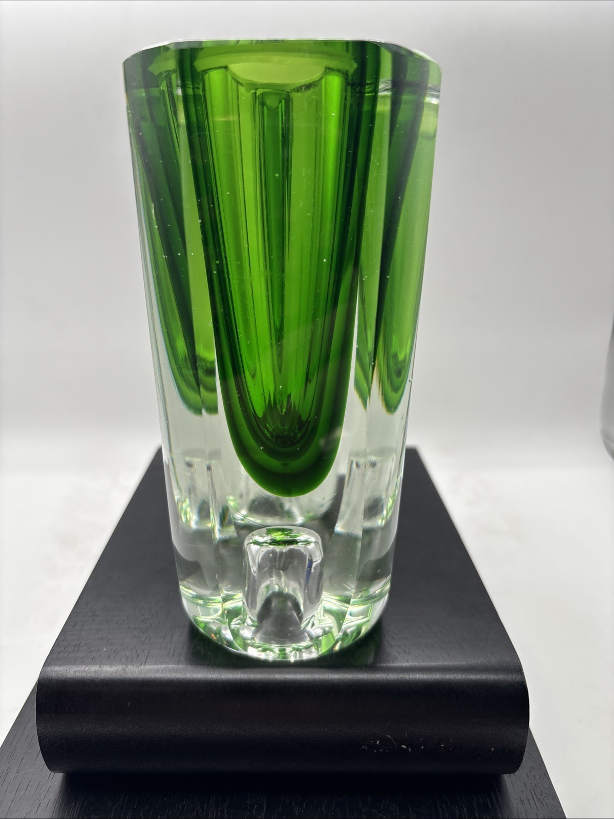 VINTAGE MID 20TH CENTURY MURANO Green GLASS VASES 6”H 2.5” W VERY RARE