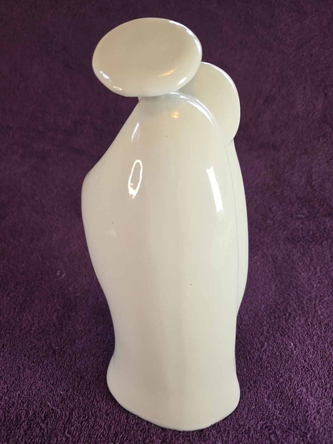 Modern White Ceramic Nativity 9.5″ Tall Unbranded Sleek & Unique Holiday Decor