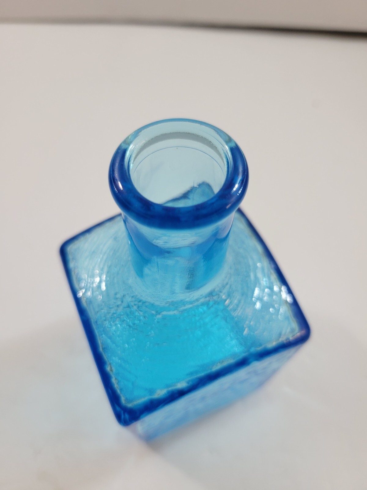 Decorative Turquoise Blue Textured Glass Square Bottle w/Cork Stopper 6″