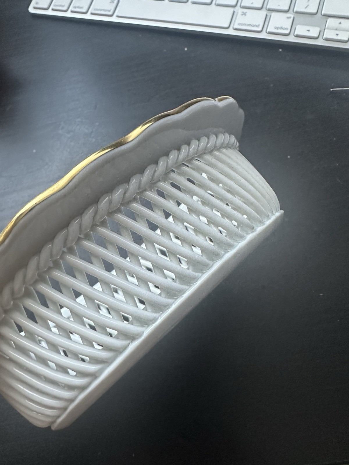 Herend Oval Open Weave Basket 5 1/2″ Porcelain Hungary 7379 *CHIP*
