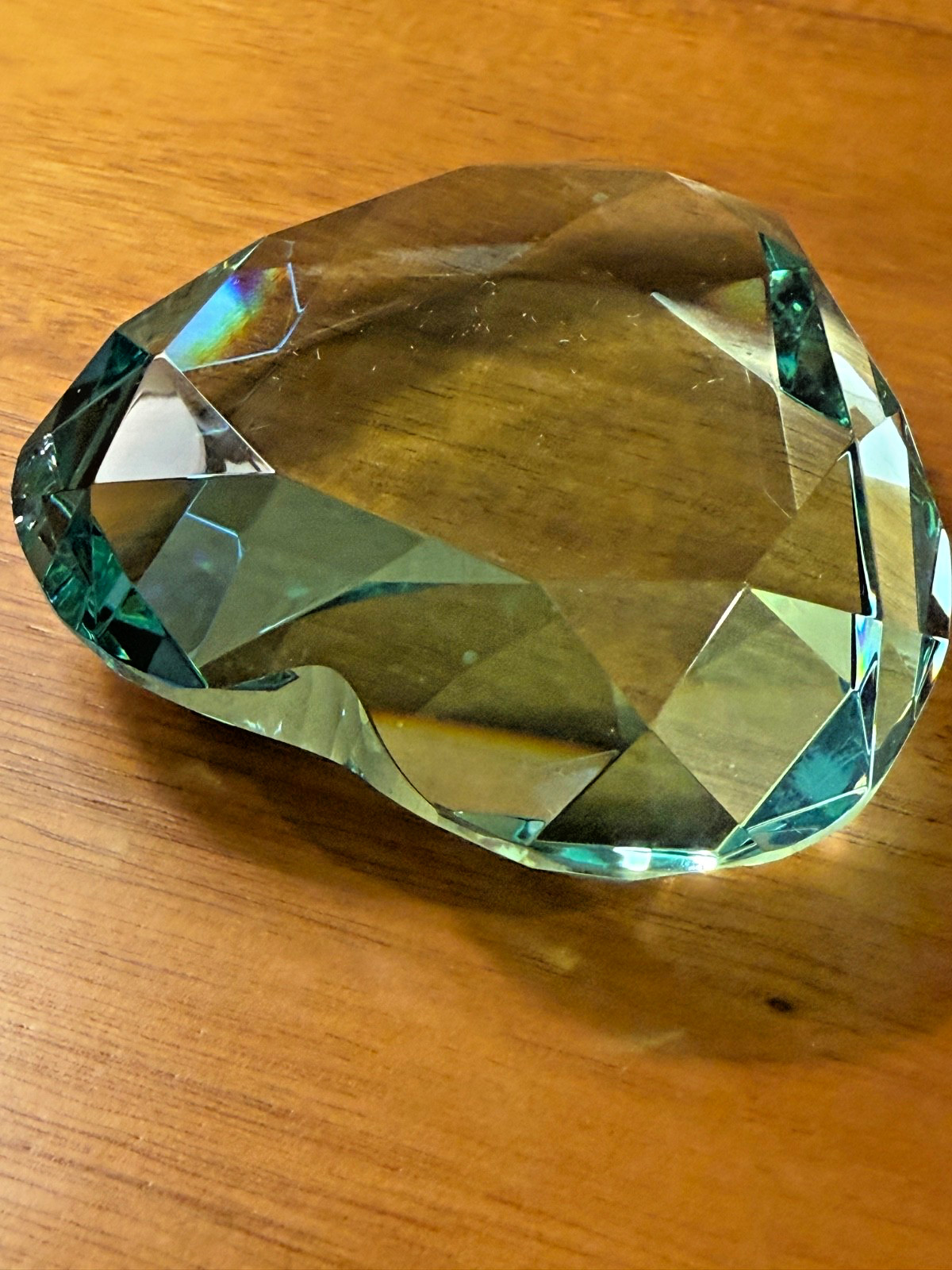 Rosenthal Signed Crystal Heart Shaped Paperweight Faceted Cut Green 3.5” 8oz