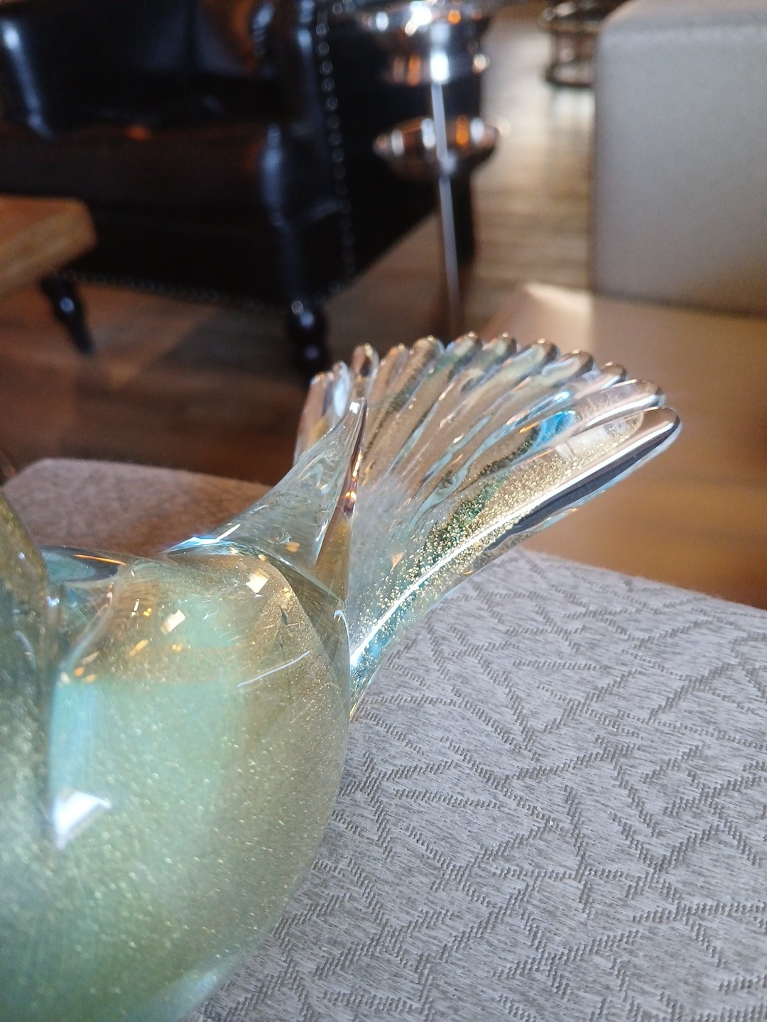 Vintage Art Glass Green & Gold Dove Bird Figurine Formia?