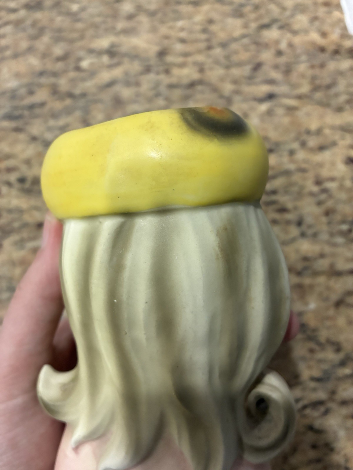 WEAR/SCUFFS – VINTAGE 5-3/8″ ENESCO LEOPARD HAT MOD WOMAN HEAD VASE HEADVASE