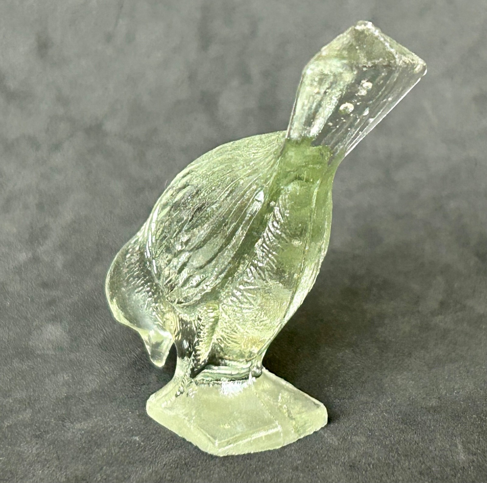 VINTAGE ANTIQUE EAPG MOLDED DEPRESSION GREEN GLASS BIRD MINIATURE FIGURINE