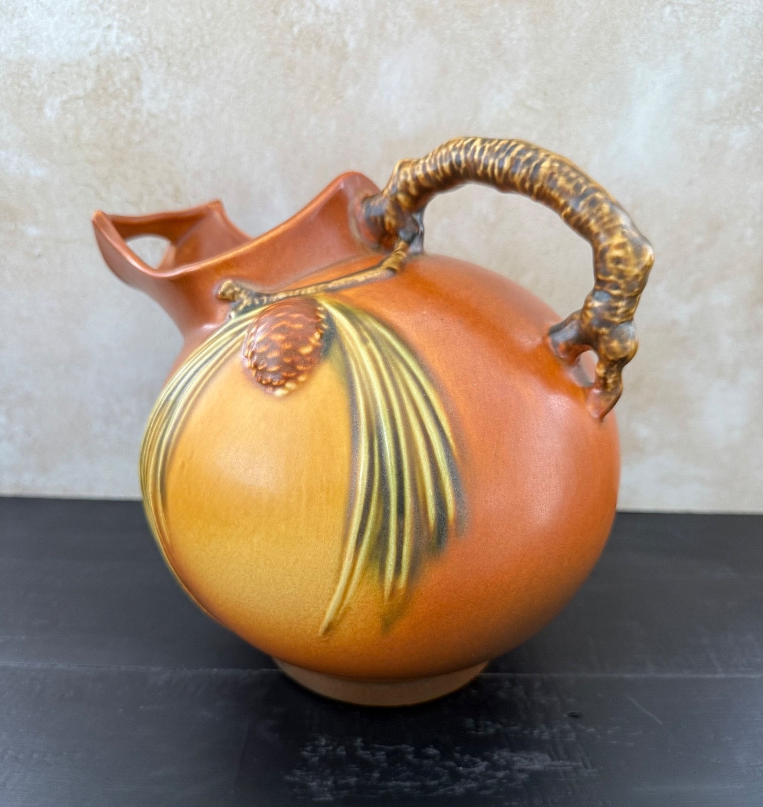 VINTAGE 1930’S ROSEVILLE BROWN PINE CONE ICE LIP CANNONBALL PITCHER MINTY #1321