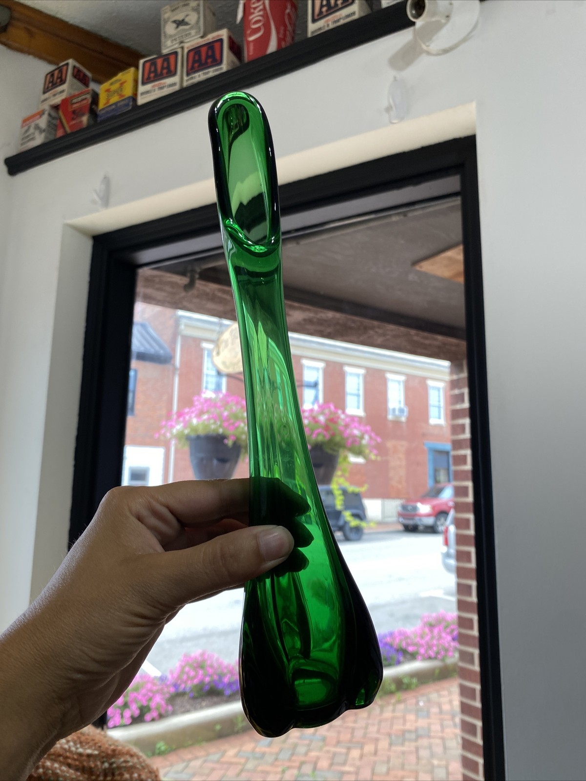 Vintage MCM Viking Glass Evergreen Swung Vase~ Trefoil Bud~ 11” Tall~ Look/Read!
