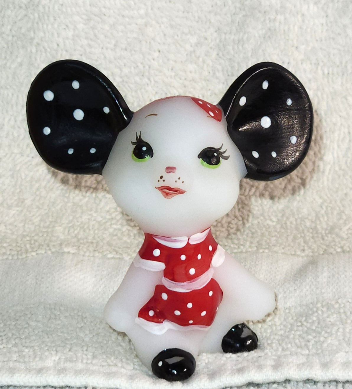 Fenton White Mouse Polka Dot Ears Nancy Fenton 2007 #121/2500