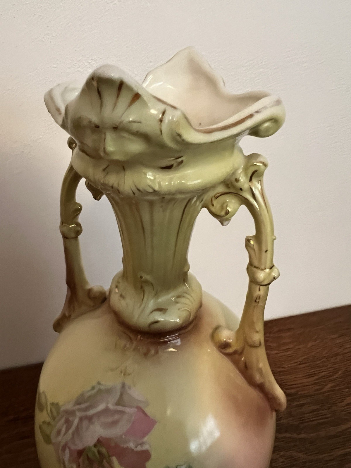 Royal Wettina Austria Hand Painted Floral Rose Ceramic Art Pottery Vase 1900s