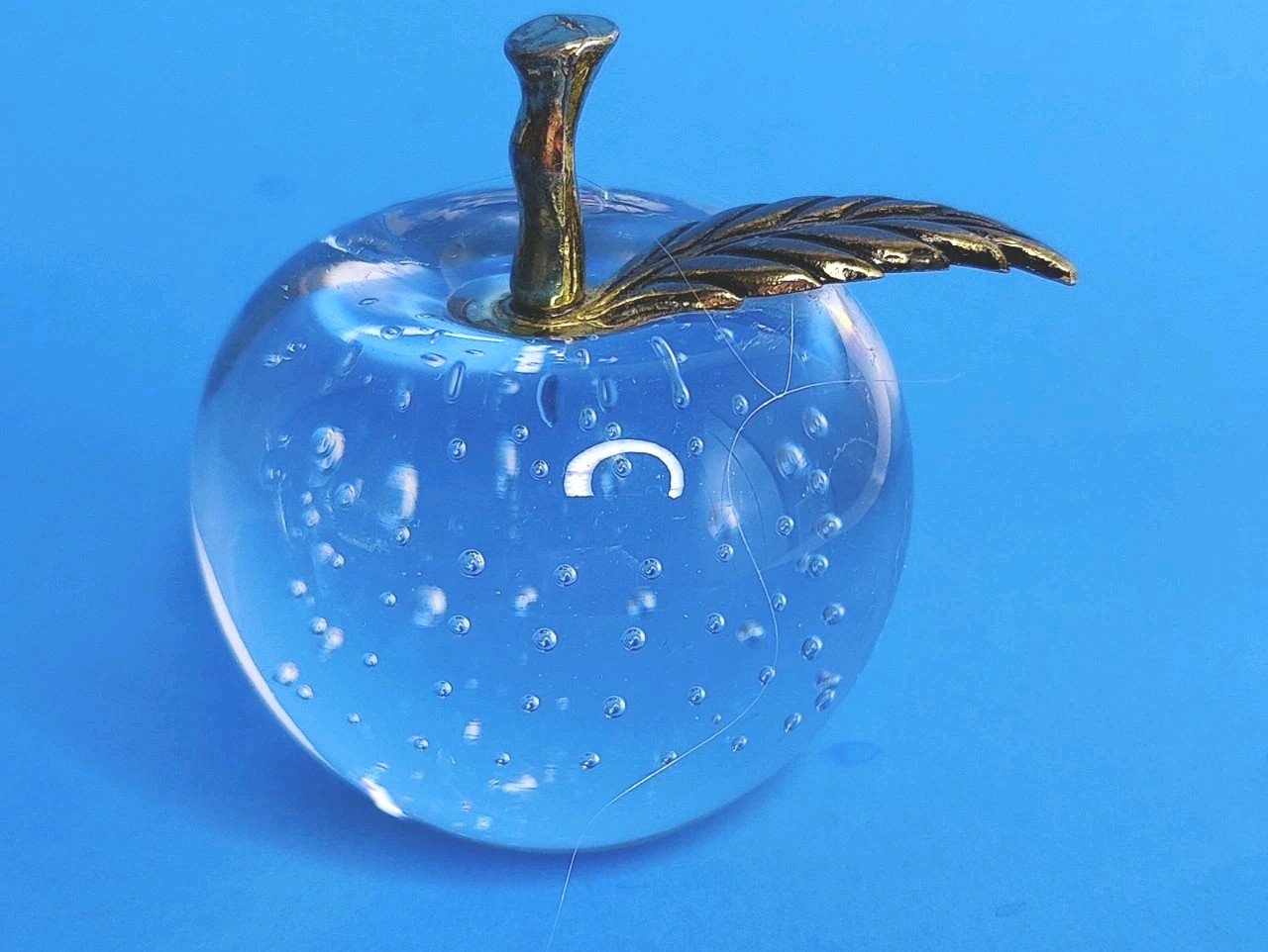 Silvestri Apple Brass Stem Clear Art Glass Paperweight Controlled Bubbles EUC