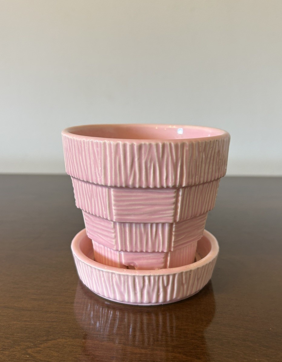 Vintage McCoy Pottery Light Pink Basketweave 4” Planter Attached Saucer USA