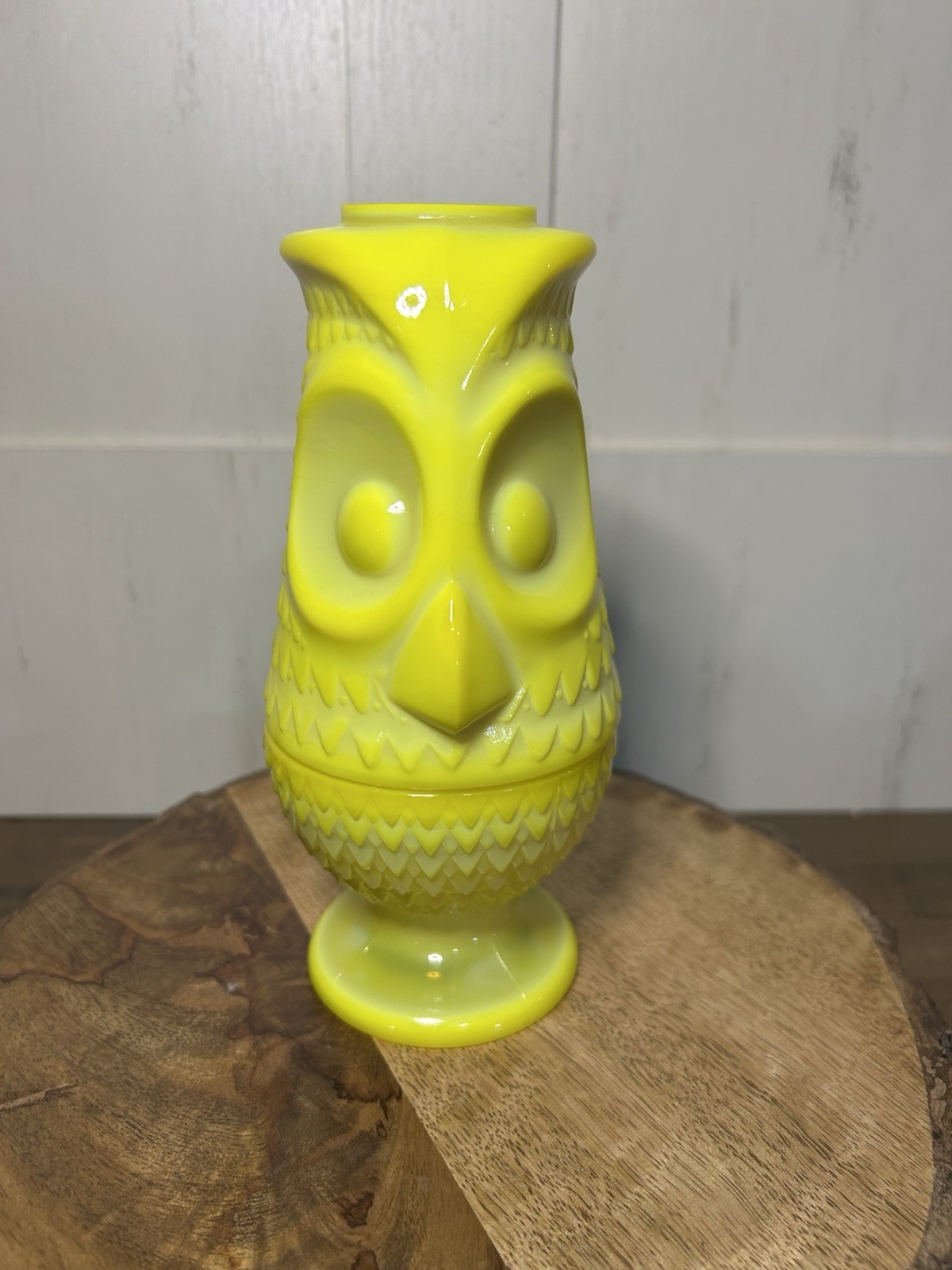 MOSSER VIKING MOLD DANDELION YELLOW GLASS OWL FAIRY LAMP LIGHT NEWEST RELEASE