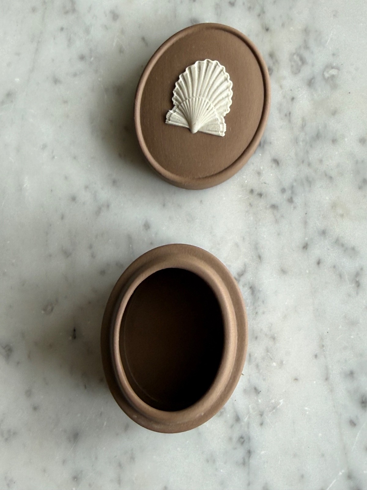 Wedgwood Brown Jasperware Small Oval Shaped Lidded Box With Shell