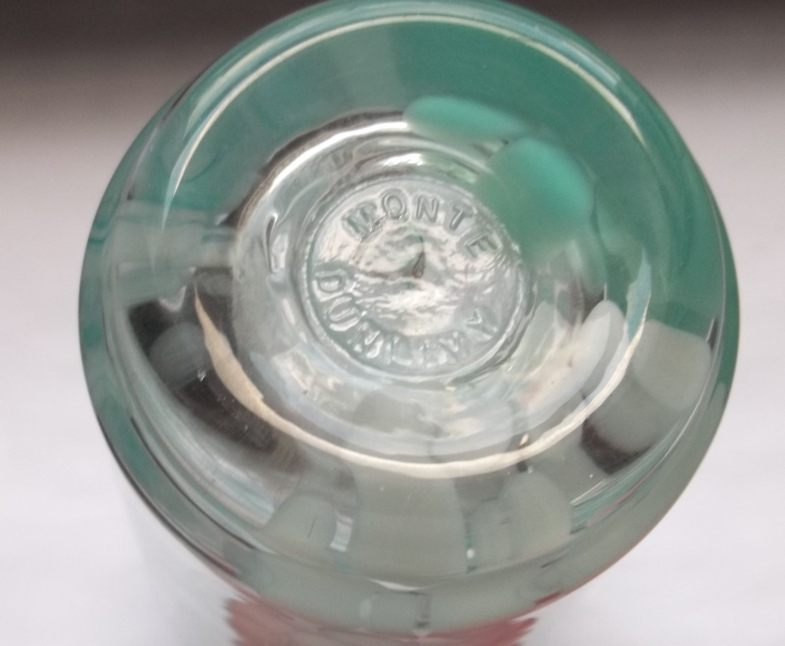 Vintage Monte Dunlavy 9″ Green-White-Clear Blown Glass Vase – MINT – Signed