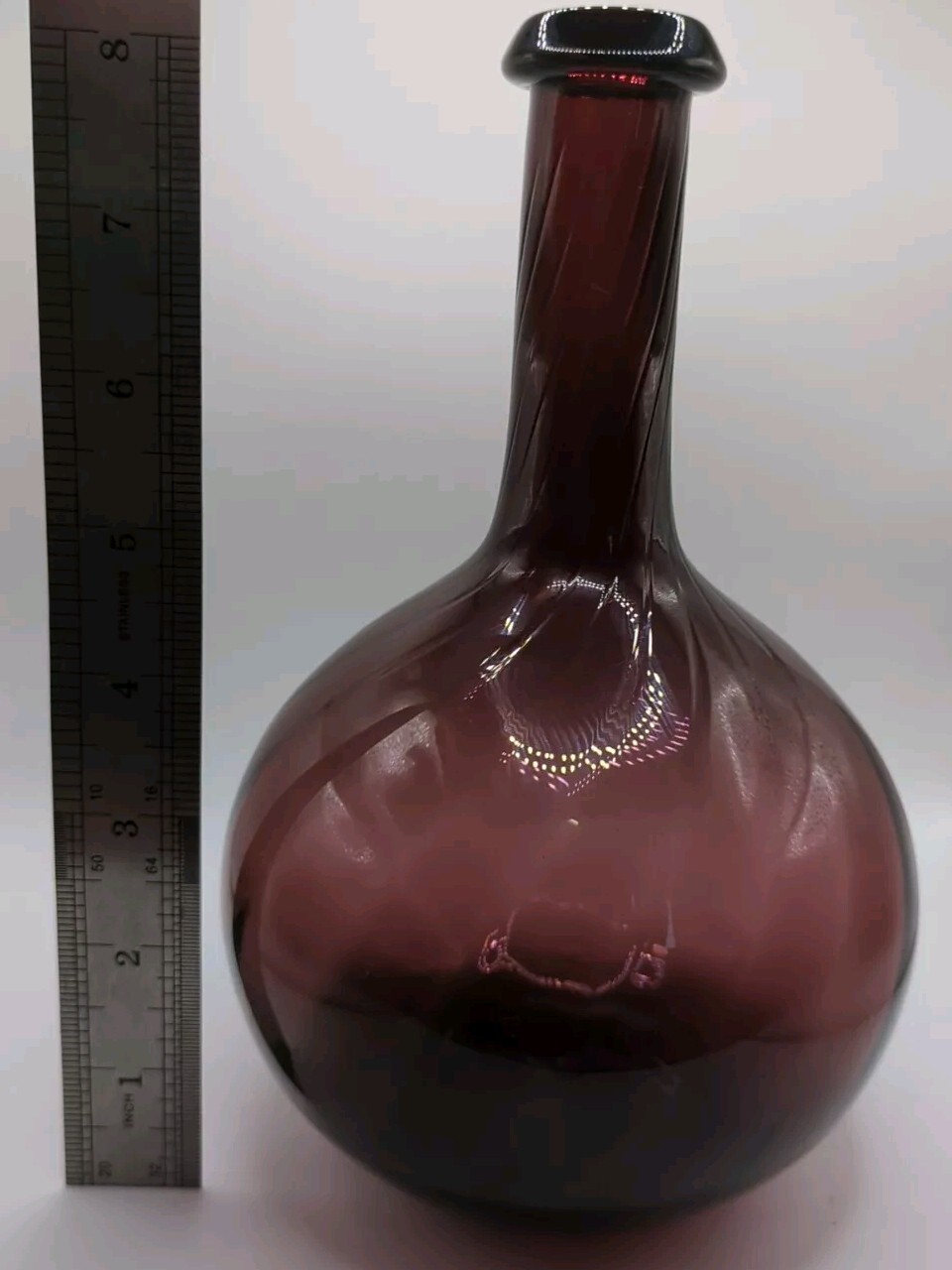 METROPOLITAN MUSEUM OF ART MOMA Amethyst Glass Bottle Hand Blown Swirl Design 8”