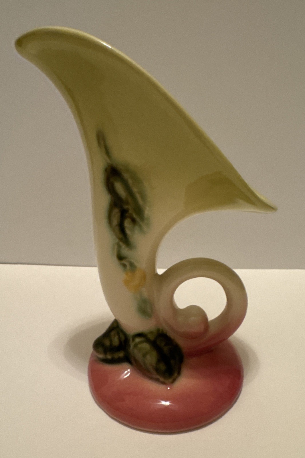 Hull W2-5 1/2” Woodland Chartreuse Pink Glossy Cornucopia Horn Vase Vintage USA