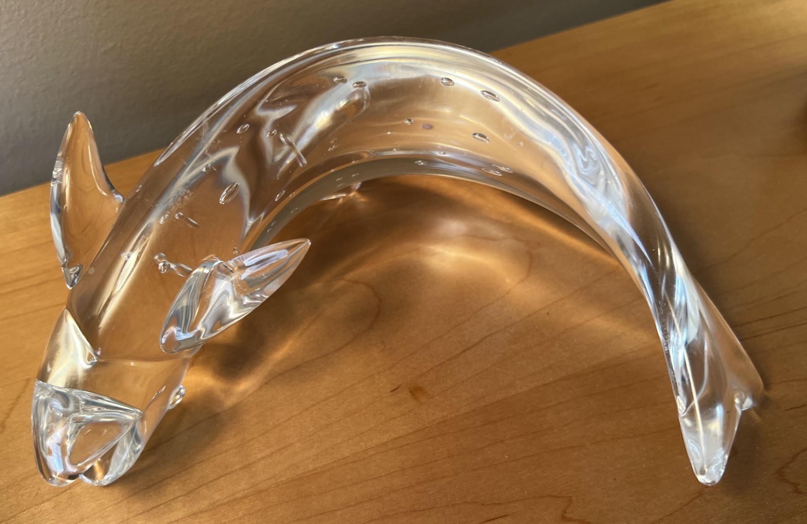 Art Glass STEUBEN, Controlled Bubbles Fishing Open Mouth TROUT Figurine, 7 1/2″