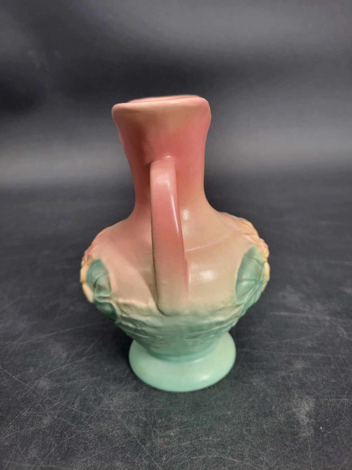 Vintage 1940s Hull Pottery U.S.A. Water Lily Line L-2 5 1/2 Inch 2-Handled Vase