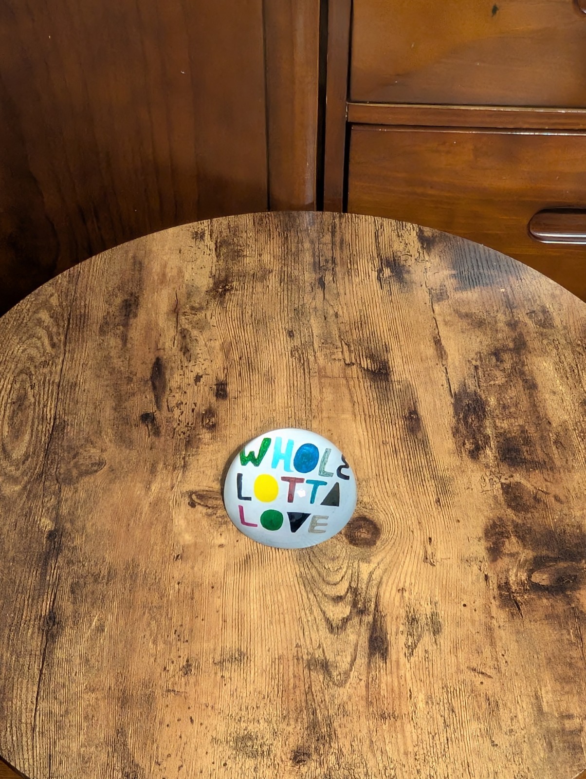 Whole Lotta Love” Glass paperweight by Sugarboo & Co. 4″X4″ And 1.3 Lbs
