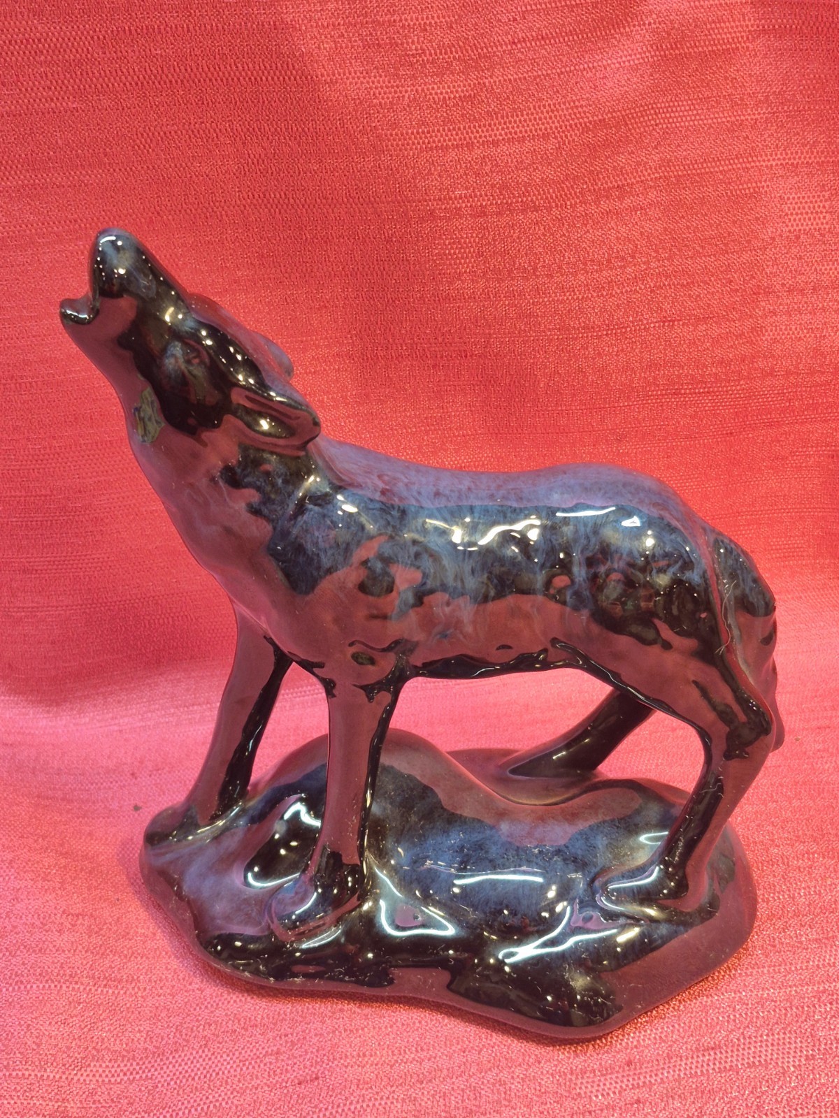 Vintage Blue Mountain Pottery BMP Howling Wolf Blue Black Drip Glaze Canada