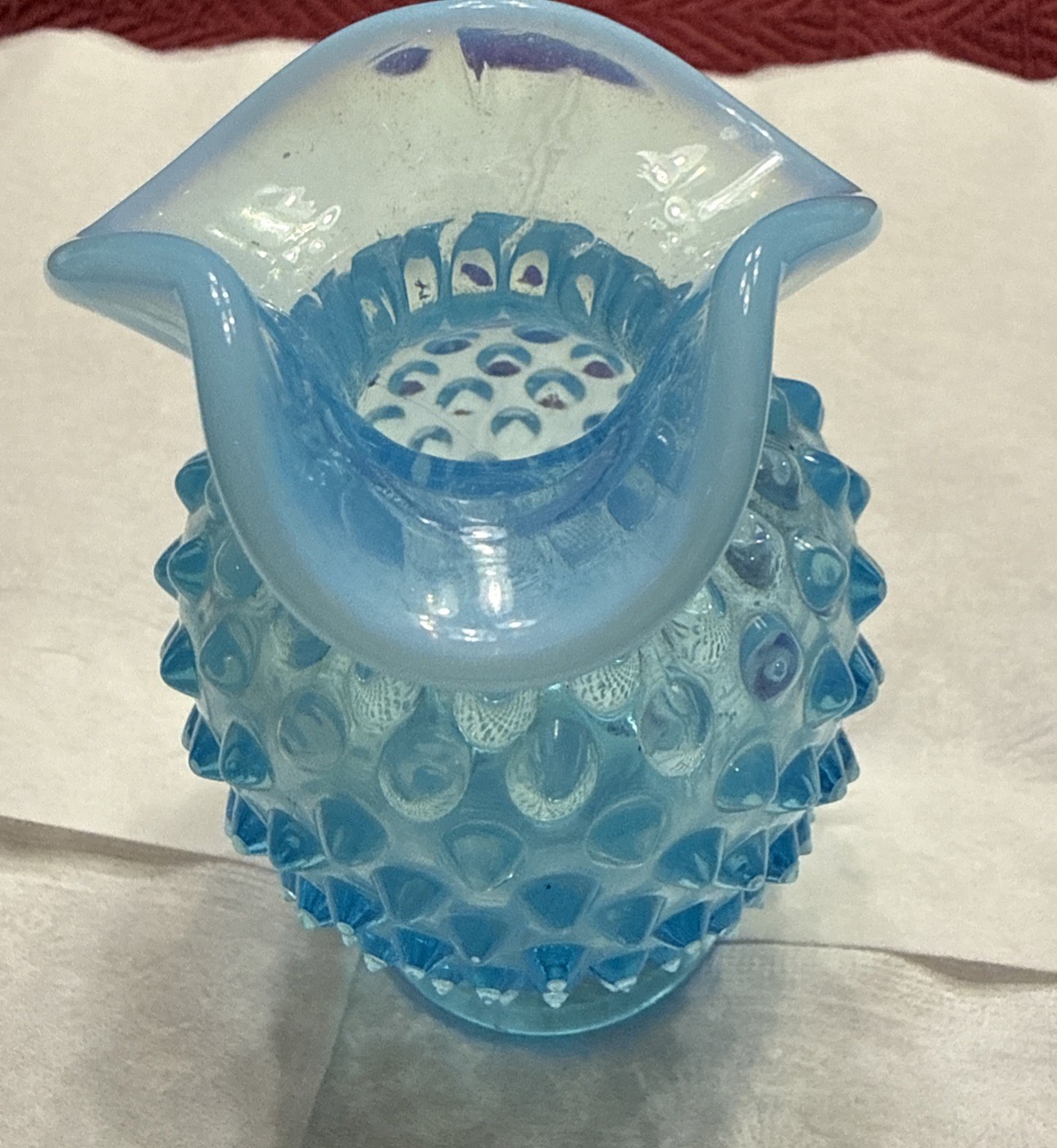 G84-Fenton Vase Opalescent Aqua Blue Hobnail Crimped Edges Vintage 3 1/2″ Tall