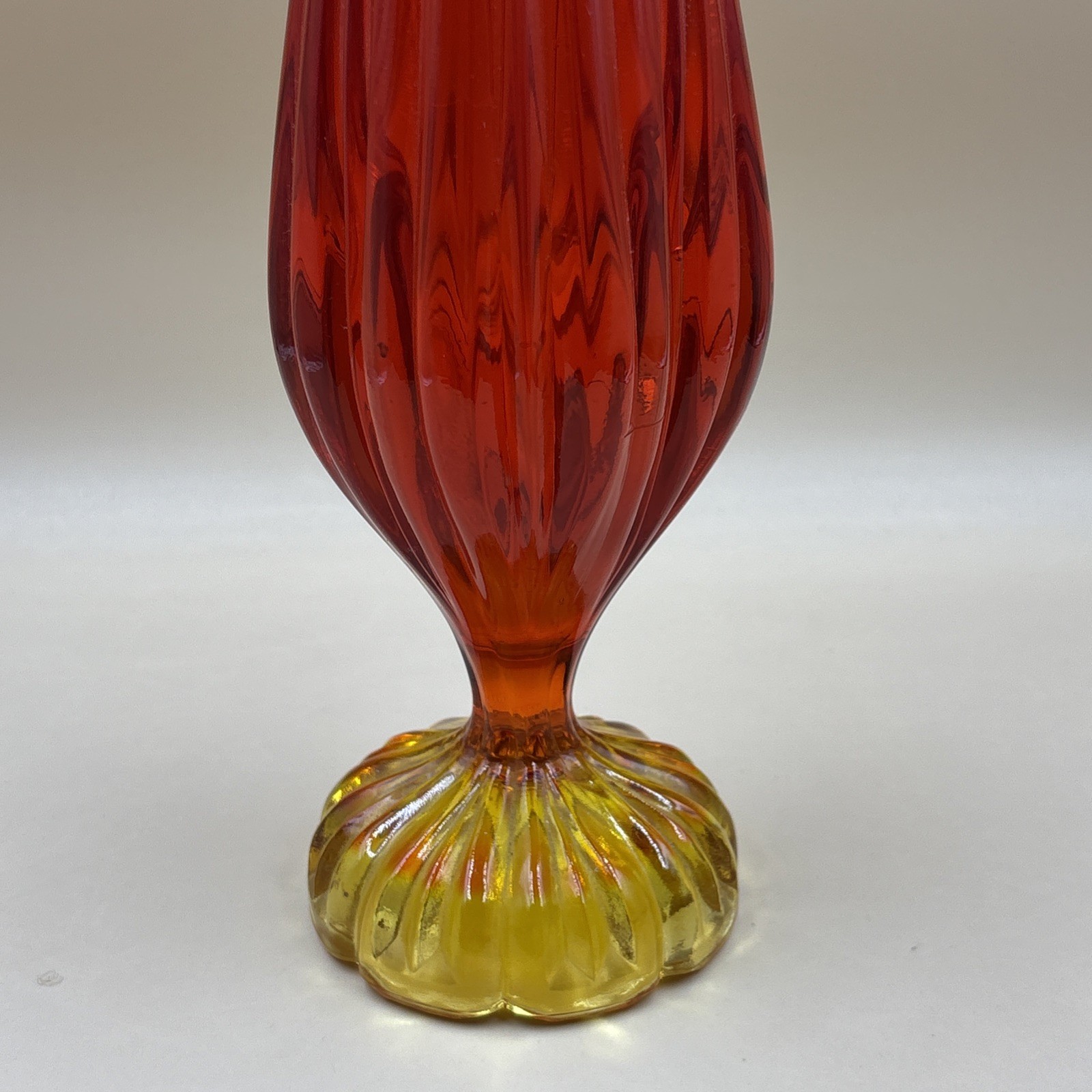 vintage L.E Smith Swung vase 22 inches tall red and amber colors