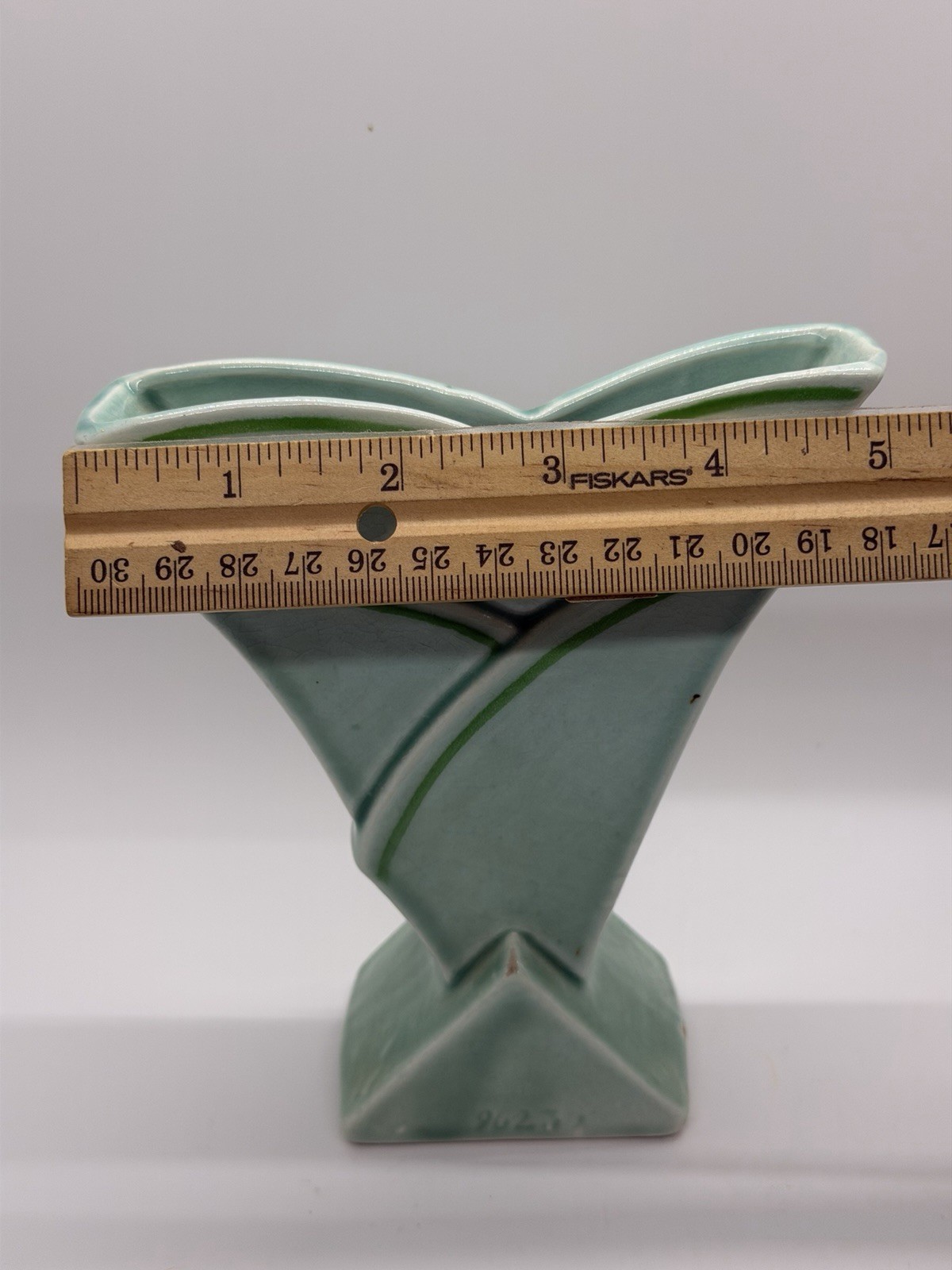 Vintage USA American Pottery Teal Blue Art Deco Style Vase #9623 Fan Look 5.75″