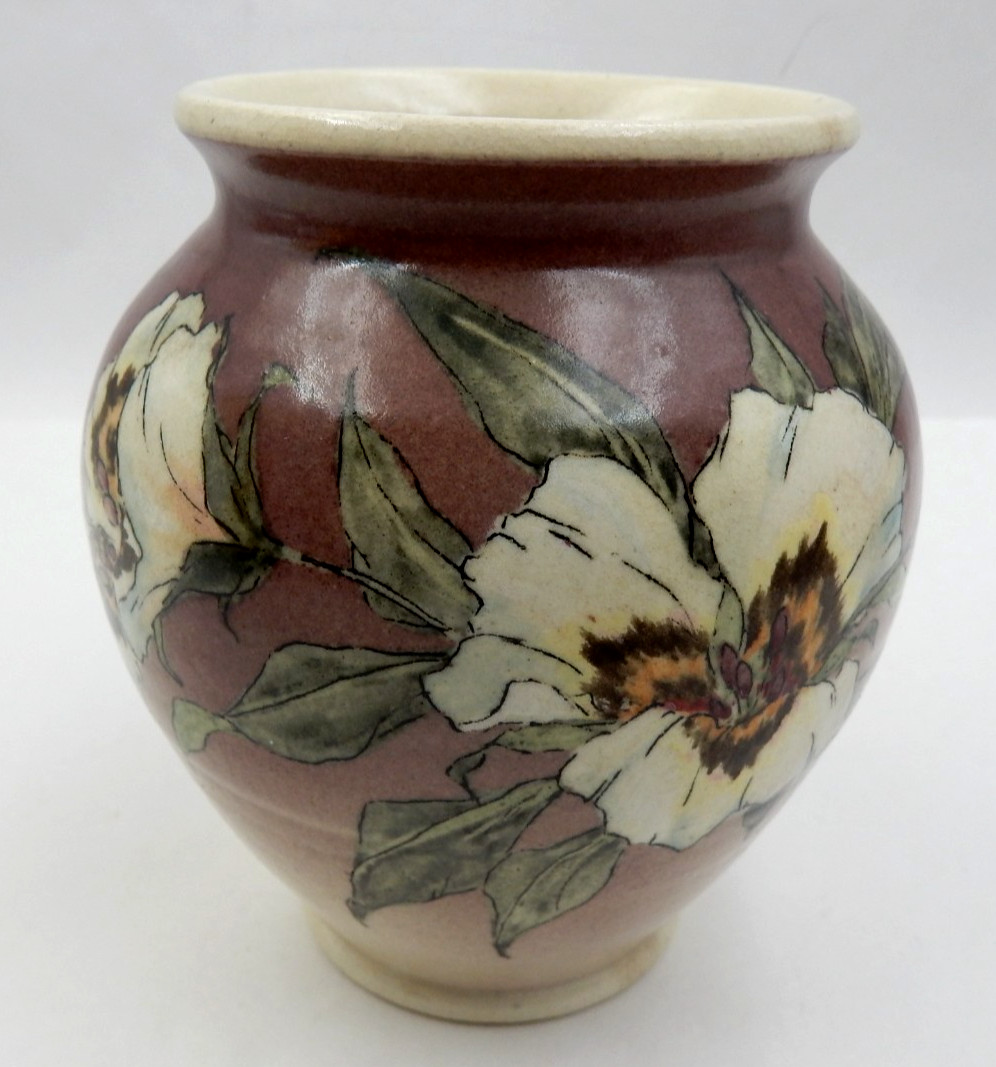 VINTAGE SANTA BARBARA CERAMIC DESIGN HAND PAINTED ART POTTERY VASE – SIGNED 1982