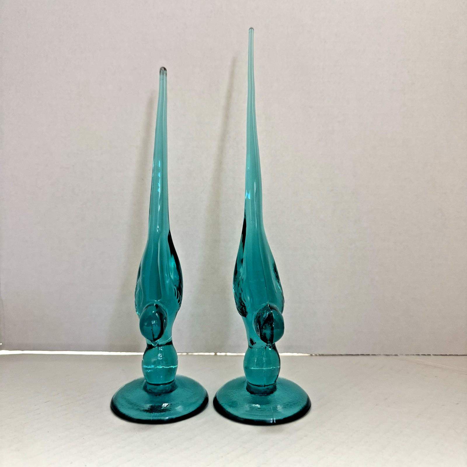 Lot Of 2 Vintage Long Tail Birds Turquoise Glass 9 3/4″ & 11 1/2″