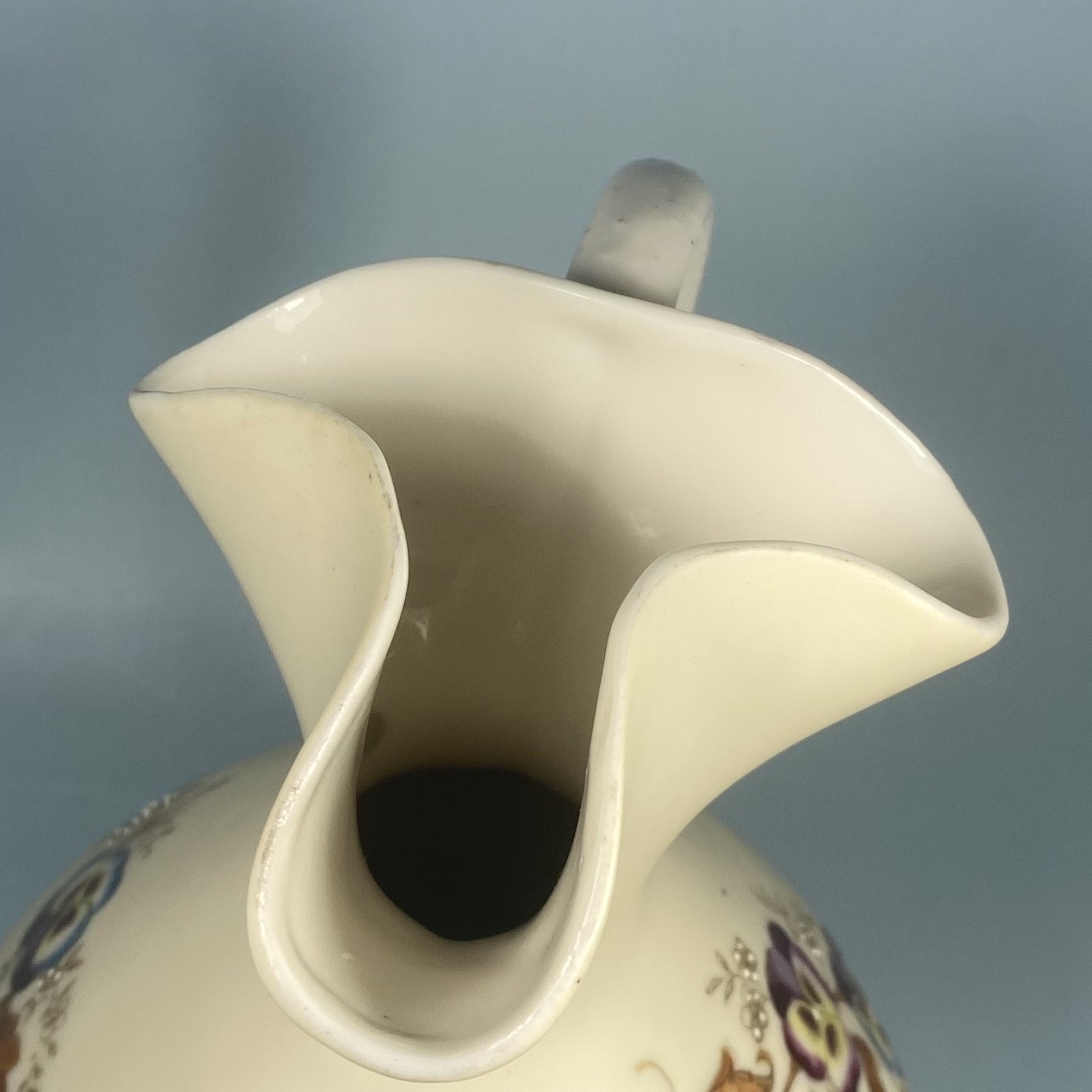 Beautiful Antique Victoria Carlsbad Austria Hand-Painted Ruffled Ewer ~ Nice!
