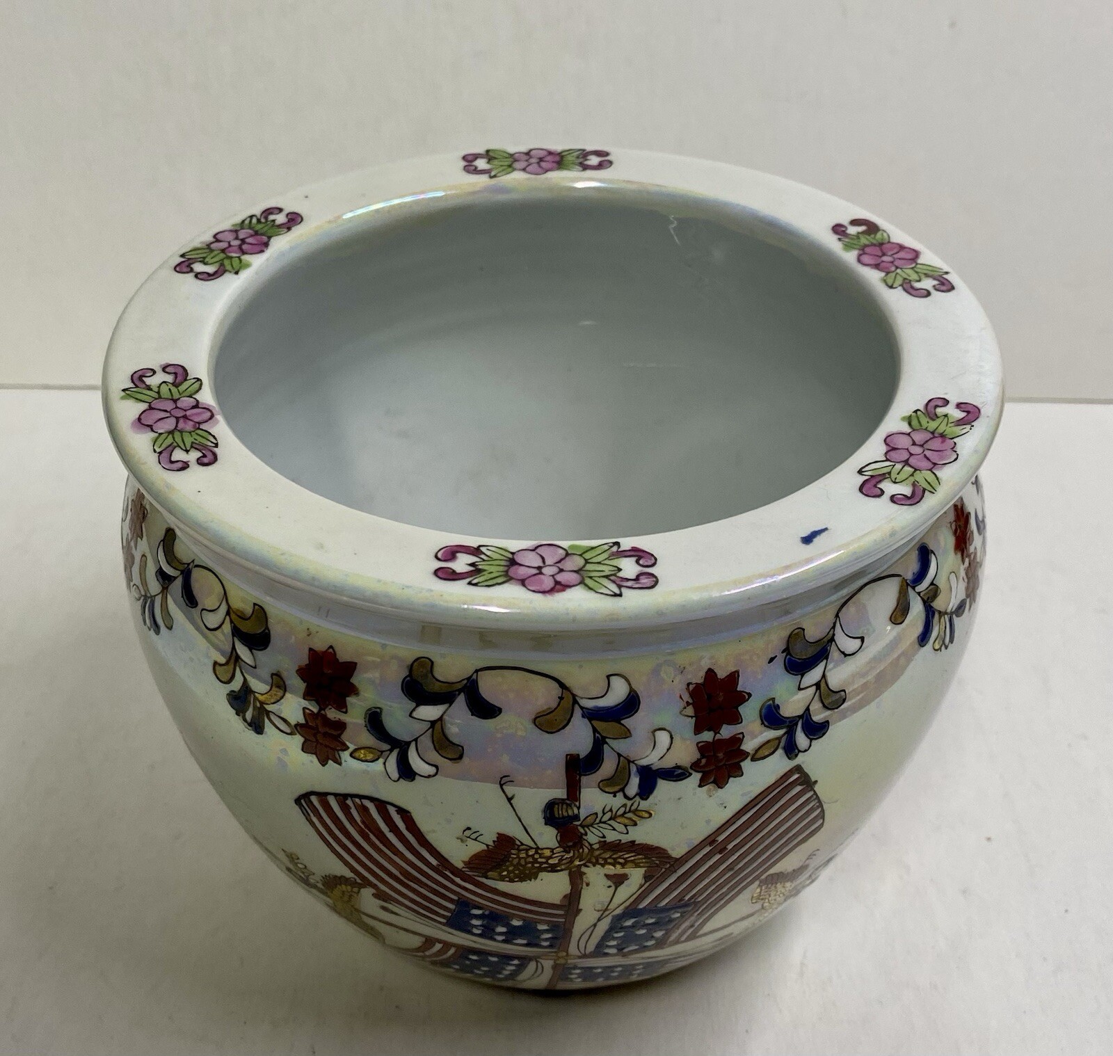 Vintage Hand Painted Patriotic Eagle & Flag Opalescent 5.0 Vase Planter Pottery