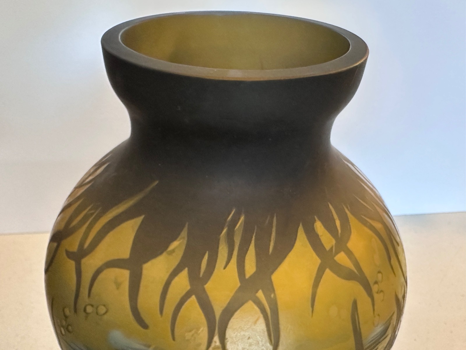 LARGE GALLE STYLE VINTAGE ART NOUVEAU CAMEO VASE FISH SEASCAPE 12” Glass Etched