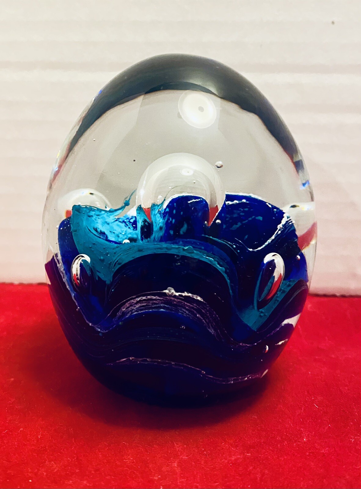 Murano Style Controlled Bubble Art Glass Paperweight 4x3x3 Egg Shape 1lb 2oz