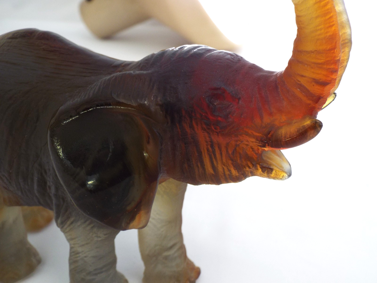 Daum Pate De Verre Glass Small Elephant Figurine 3238 in Box Leroy Amber Green