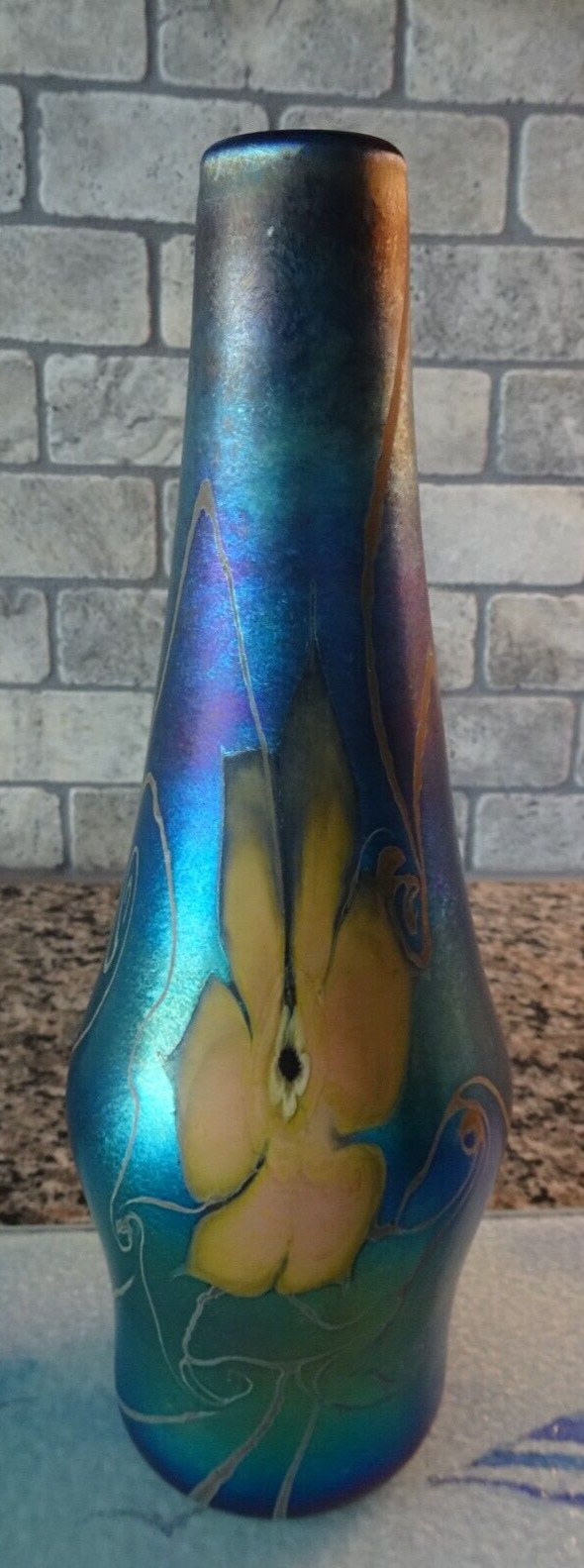 Signed Vandermark Studio Art Glass Blue Aurene Iridescent Floral Vase 10.5″