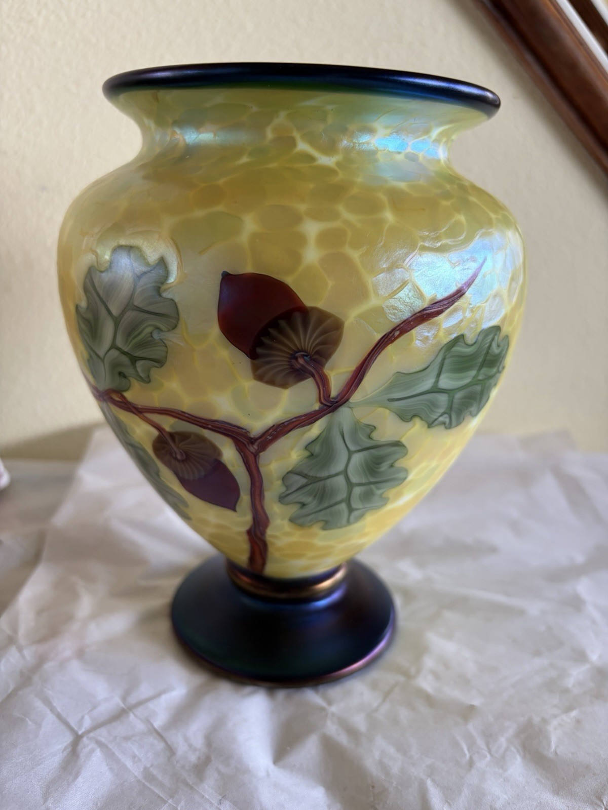 VINTAGE ORIENT & FLUME ACORN VASE SIGNED Carter And Beautiful Shape