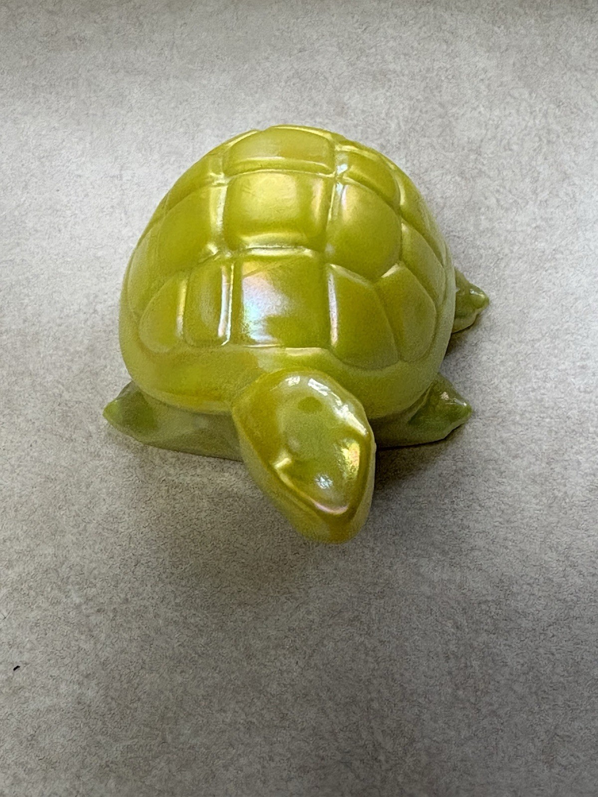 Fenton Irradescent Dandelion Turtle Figurine Made by Mosser Glows Brand New
