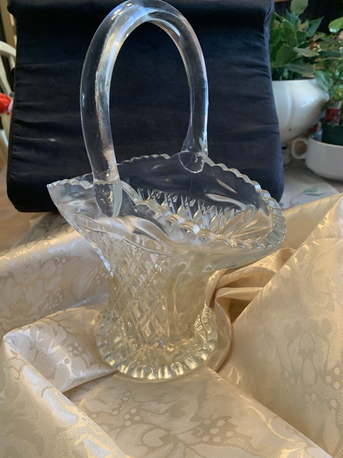 Clear Cut Glass Decorative Basket Oval Diamond Pattern with Handle