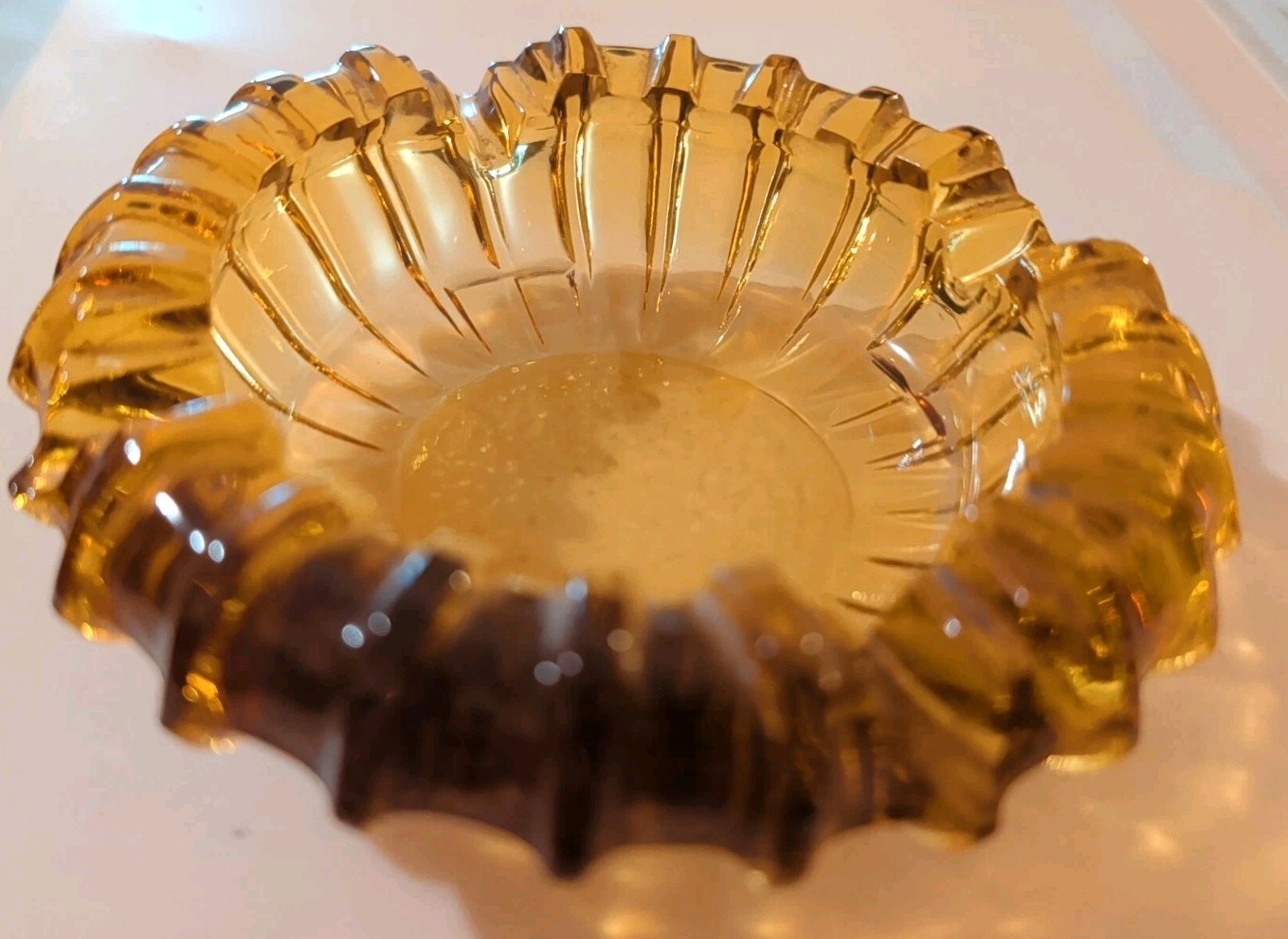 Vintage Mid Century Modern Chunky Sunburst Honey Amber Heavy Ashtray 5″ MCM
