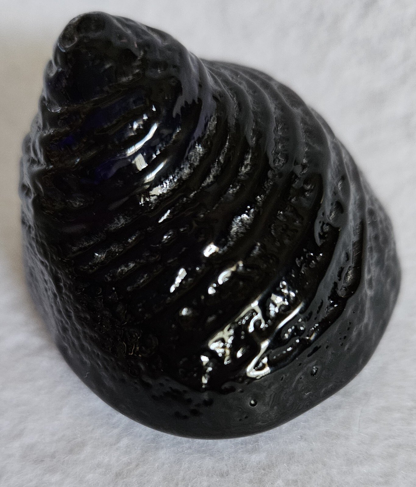 Purple, Amethyst Art Glass Seashell, Small Paperweight, Glass Figure, 1-3/4″