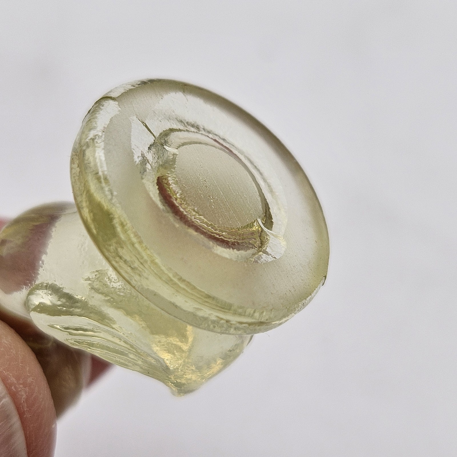 Boyds Glass ~ Debbie Duck Duckling ~ Cornsilk or Light Yellow ~ 1 1/2 inches
