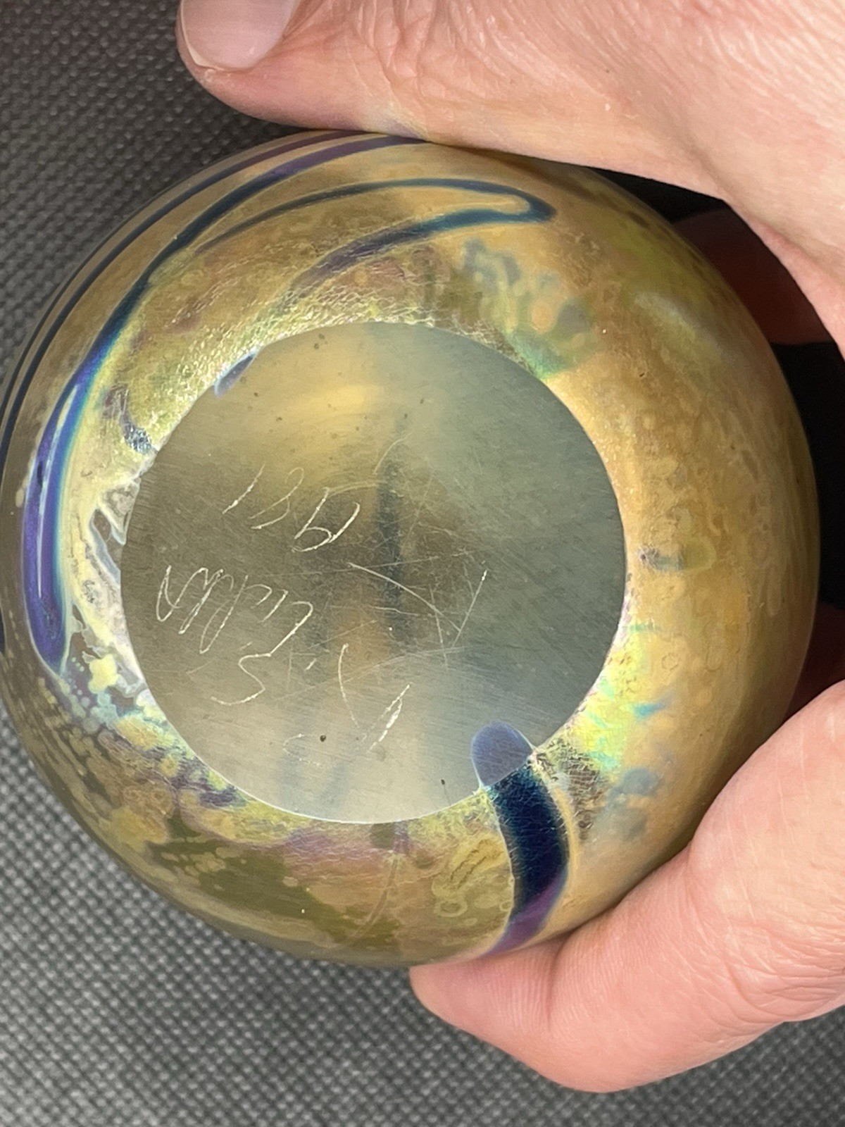 Robert Eickholt Signed 1981 Golden Iridescent Sphere wPurple-Maroon Hearts