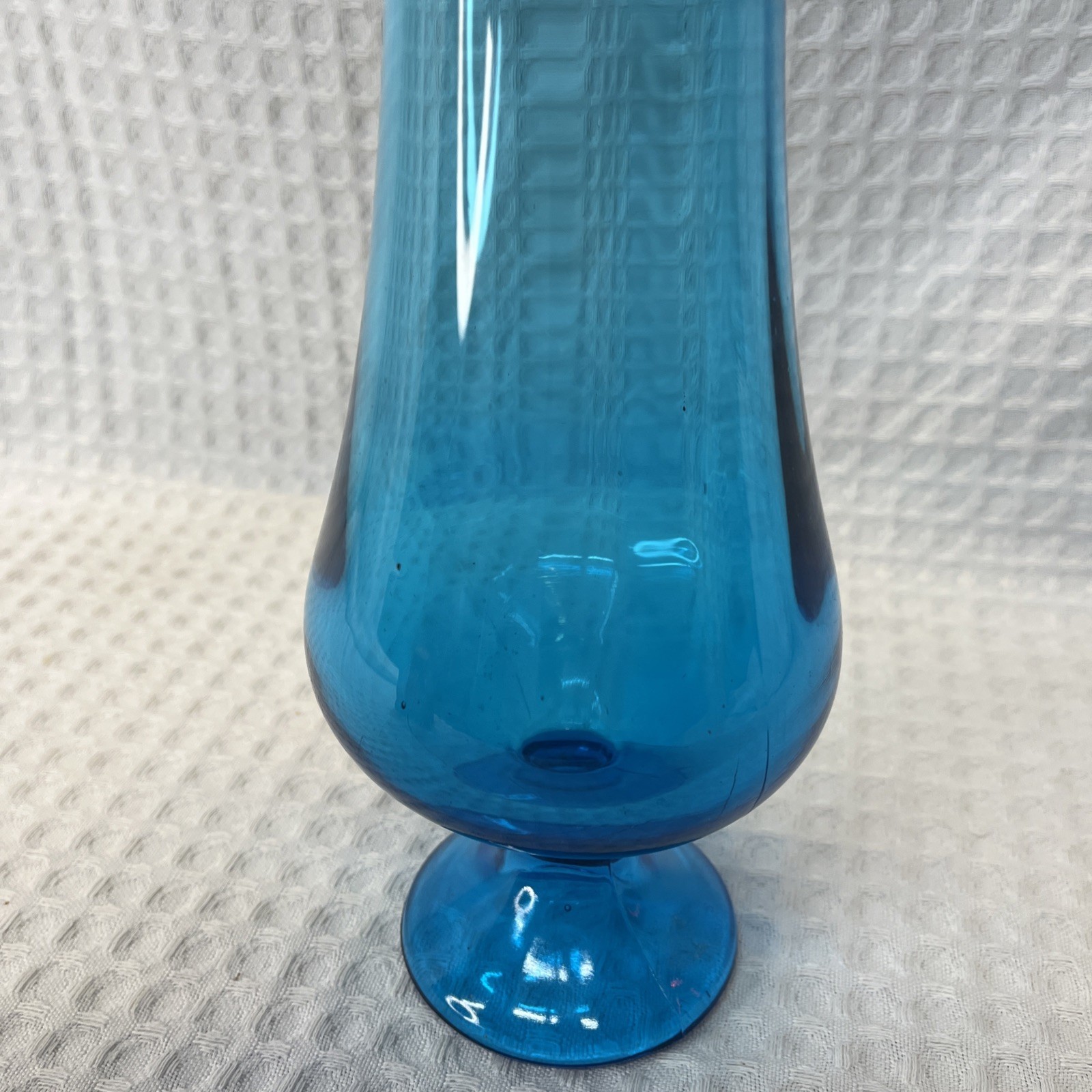 Vtg MCM Art Footed Glass Smooth Swung Vase Blue 17.5″ Tall