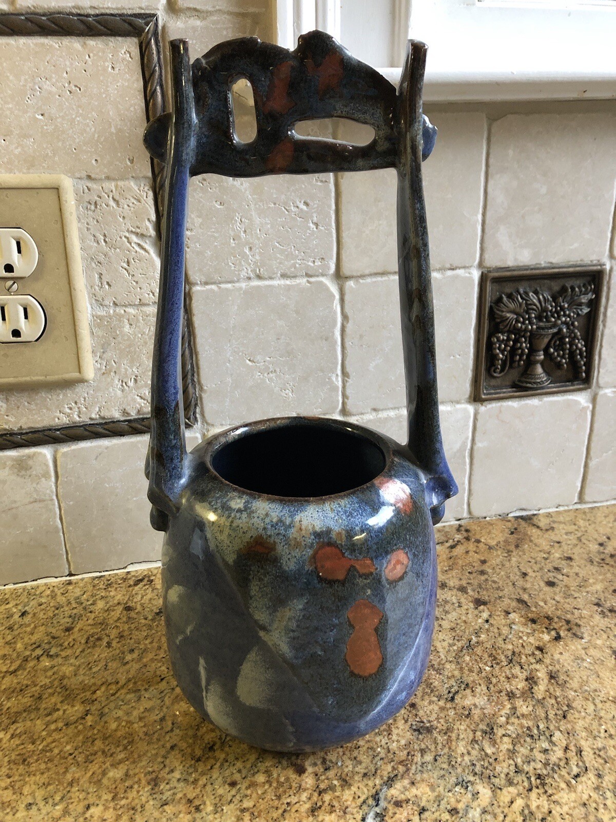 Wishing Well – Wishon Harrell Signed Pottery / Basket Blues – Muncie,Indiana