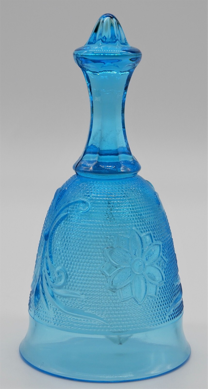 Indiana Glass Tiara Sandwich Glass Horizon Blue Bell
